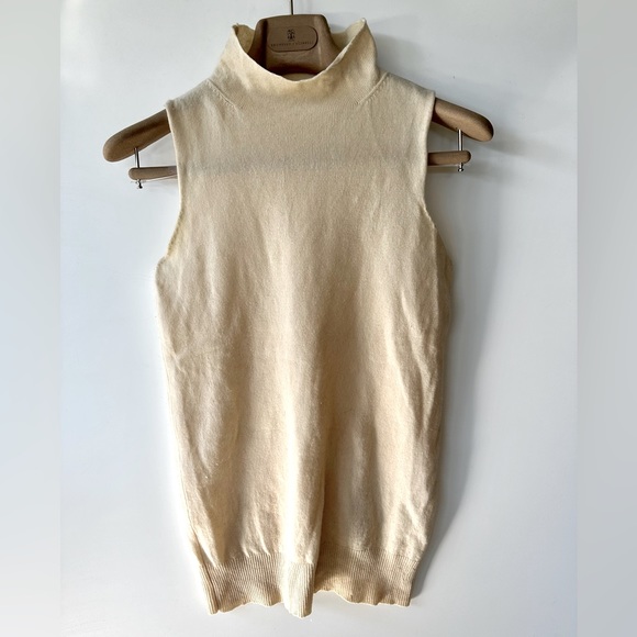 Emanuel Ungaro Sweaters - EMANUEL Ungaro Cashmere Vest, Cream, size S